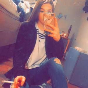 Meet your Posher, Julia